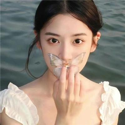 父母在非洲挖石油，我还在捡破烂